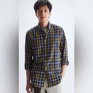 J Crew Men’s Navy/Yellow Plaid button down long sleeve shirt